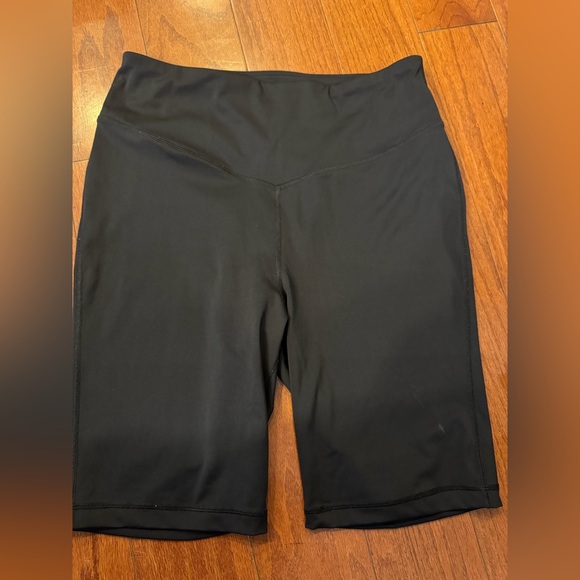 ZELOS Women's Black Bike Shorts - Picture 1 of 2